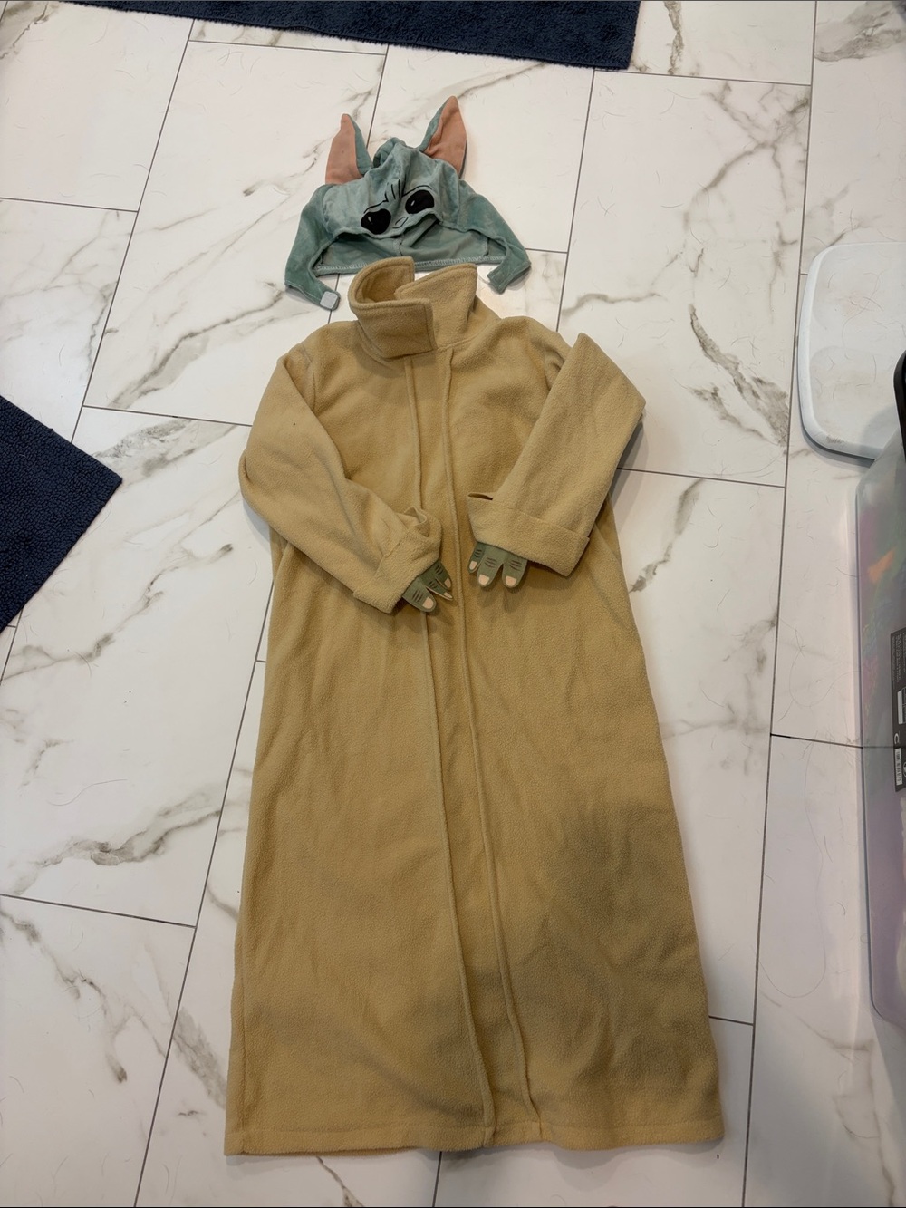 Kids Beige Grogu Star Wars with Green Character Costume